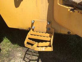 Volvo L220E Left/Driver Step - Used | P/N 11414272