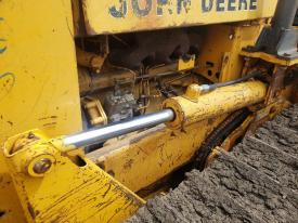 John Deere 450C Left/Driver Hydraulic Cylinder - Used | P/N AU13852
