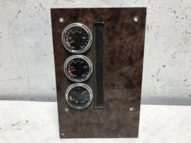 International 9200 Gauge Panel Dash Panel - Used | P/N 3592579C91