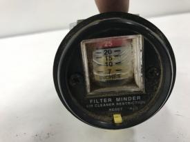 Peterbilt 379 Air Filter Gauge - Used | P/N 1781325