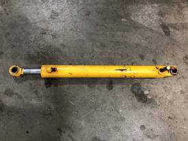 John Deere 310 Right/Passenger Hydraulic Cylinder - Used | P/N AT33026
