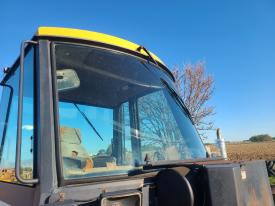 CAT CHALLENGER 65 Windshield Glass - Used