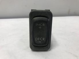 Freightliner M2 106 Speed Control Dash/Console Switch - Used | P/N A0630769030
