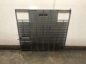 Case 621B Grille - Used | P/N 194197A1