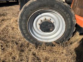 JLG G9-43A Tire and Rim