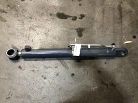 John Deere 324E Right/Passenger Hydraulic Cylinder - Used | P/N AHC17620