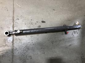 New Holland LS170 Right/Passenger Hydraulic Cylinder - Used | P/N 86633432