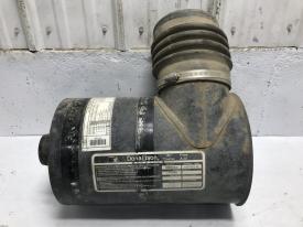 Ford F800 Air Cleaner - Used | P/N F1HT9600AC