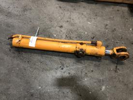 Case 680E Left/Driver Hydraulic Cylinder - Used | P/N G33562