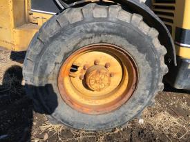 CAT TH83 Tire and Rim
