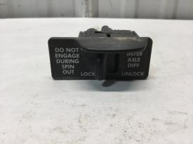 Freightliner COLUMBIA 120 Inter Axle Lock Dash/Console Switch - Used | P/N 32701A59M