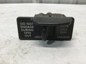 Freightliner COLUMBIA 120 Inter Axle Lock Dash/Console Switch - Used | P/N 3270149N