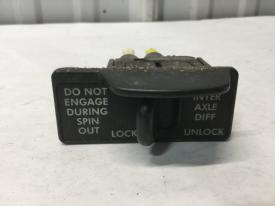 Freightliner COLUMBIA 120 Inter Axle Lock Dash/Console Switch - Used | P/N 32701A4DE