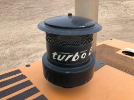 Case 621C Air Cleaner - Used | P/N 277377R1