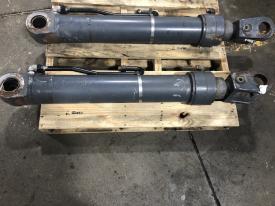 John Deere 544J Hydraulic Cylinder
