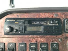 International 9400 Cassette A/V Equipment (Radio)