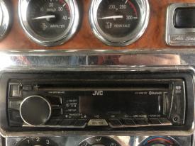 Peterbilt 379 CD Player A/V Equipment (Radio)