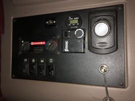 Kenworth T2000 Sleeper Control - Used