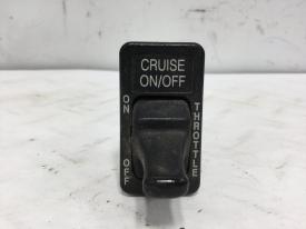 International 9100 Cruise ON/OFF Dash/Console Switch - Used | P/N 2007305C10228