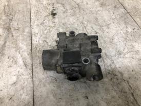 Wabco 4721950520 Left/Driver Air Valve - Used