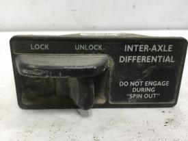 Freightliner COLUMBIA 120 Inter Axle Lock Dash/Console Switch - Used | P/N 3235L106E