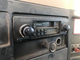 International 8200 Cassette A/V Equipment (Radio)