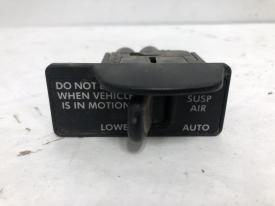 Freightliner CASCADIA Suspension Dash/Console Switch - Used | P/N 3270352R