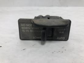 Freightliner CASCADIA Suspension Dash/Console Switch - Used | P/N 3270331I