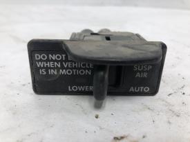 Freightliner CASCADIA Suspension Dash/Console Switch - Used | P/N 3270357R