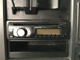Mack CHU CD Player A/V Equipment (Radio)