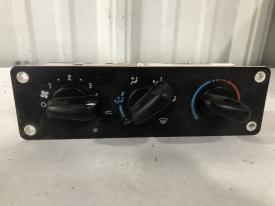 Freightliner M2 106 Heater A/C Temperature Controls - Used | P/N A2257054003