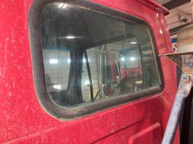 Sterling L9511 Right/Passenger Back Glass - Used