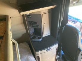 Peterbilt 579 Left/Driver Sleeper Cabinet - Used