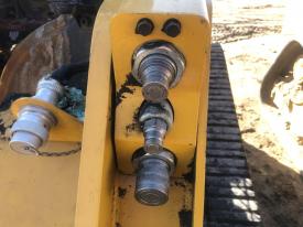 CAT 259D3 Equip Auxiliary Coupler - Used