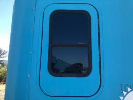 Freightliner COLUMBIA 120 Right/Passenger Sleeper Window - Used
