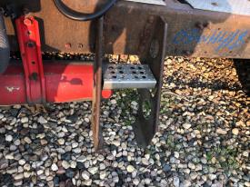 Freightliner COLUMBIA 120 Step (Frame, Fuel Tank, Faring) - Used