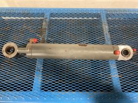 Wacker WL-37 Left/Driver Hydraulic Cylinder - Used | P/N 2841323