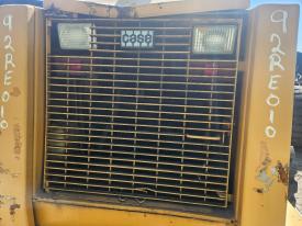 Case 721 Grille - Used | P/N L118925