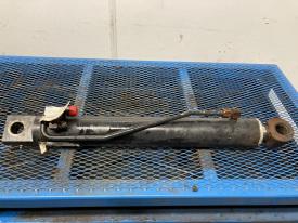 Bobcat 873 Right/Passenger Hydraulic Cylinder - Used | P/N 6811612