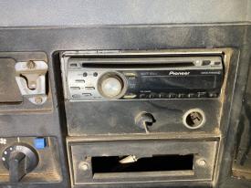 International 4700 CD Player A/V Equipment (Radio)