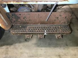 International S1800 Step (Frame, Fuel Tank, Faring) - Used