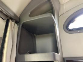 Peterbilt 587 Right/Passenger Sleeper Cabinet - Used