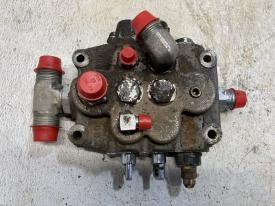 Hyster P50A Hydraulic Valve - Used