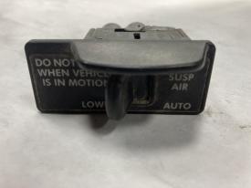 Freightliner COLUMBIA 120 Suspension Dash/Console Switch - Used | P/N 32703