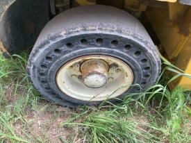 Yale GLP060ZG Right/Passenger Tire and Rim - Used
