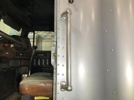 Freightliner FLD120 Aluminum 22(in) Grab Handle, Cab Entry - Used