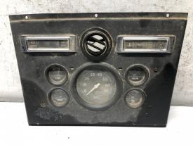 Ford LT8000 Speedometer Instrument Cluster - Used | P/N E7HT17259DA
