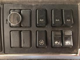 Volvo VNL Misc. Dash/Console Switch - Used