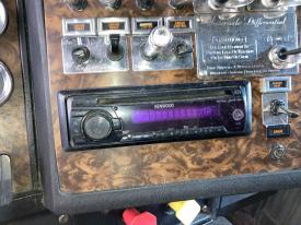 Kenworth T600 CD Player A/V Equipment (Radio)