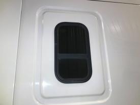 Freightliner CASCADIA Right/Passenger Sleeper Window - Used